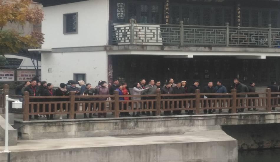 南京市鼓楼区水务局领导今日带队至我司参建的金川河参观学习